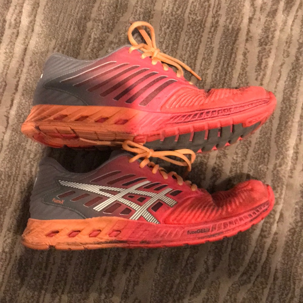 ASICS tennis shoes
